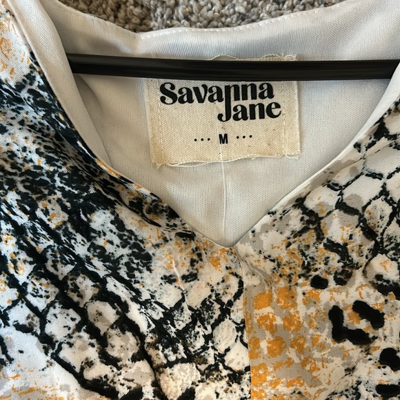 Dress - Picture 2 of 8